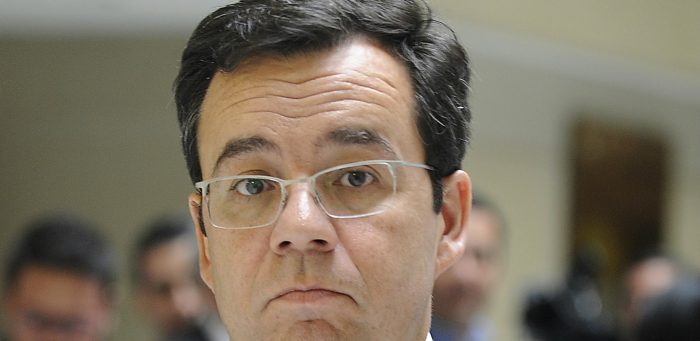 Céspedes pierde la paciencia en negociación por crisis en Chiloé: “Hay un cierto límite, las peticiones se han ido ampliando” Céspedes pierde la paciencia en negociación por crisis en Chiloé: