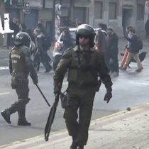 [VIDEO] La represión policial a niños y jóvenes en marcha estudiantil no autorizada