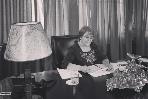 Bachelet inaugura su cuenta en Instagram antes de su discurso del 21 de mayo Bachelet inaugura su cuenta en Instagram antes de su discurso del 21 de mayo
