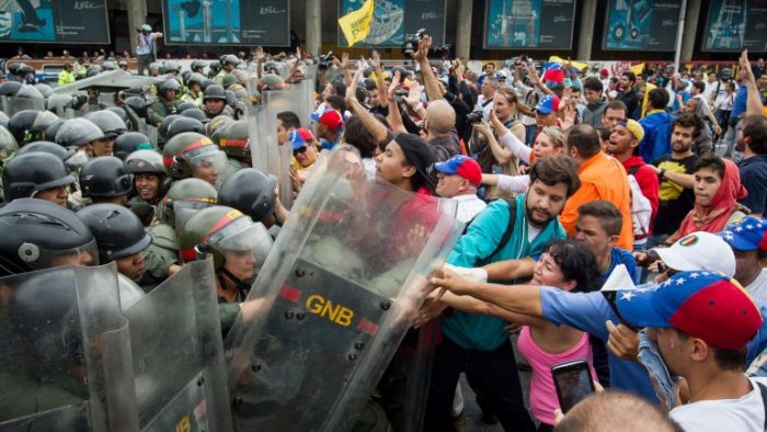 Detienen a dos concejales venezolanos por planear supuestos actos violentos Detienen a dos concejales venezolanos por planear supuestos actos violentos