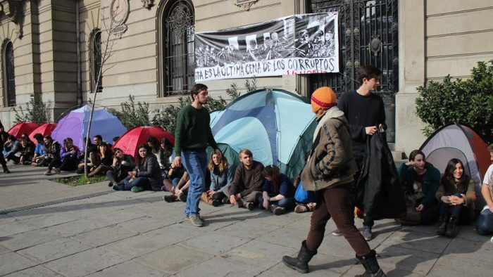 El momento actual: movimiento estudiantil y sentido de comunidad El momento actual: movimiento estudiantil y sentido de comunidad