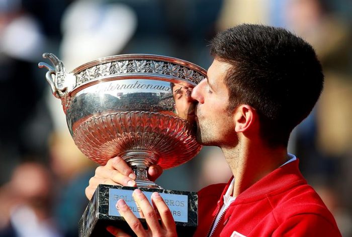 Novak Djokovic hace historia conquistando su primer Roland Garros y la cuádruple corona Novak Djokovic hace historia conquistando su primer Roland Garros y la cuádruple corona