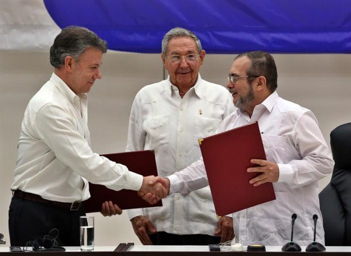 Comenzó en La Habana la ceremonia del acuerdo para cese el fuego en Colombia Comenzó en La Habana la ceremonia del acuerdo para cese el fuego en Colombia