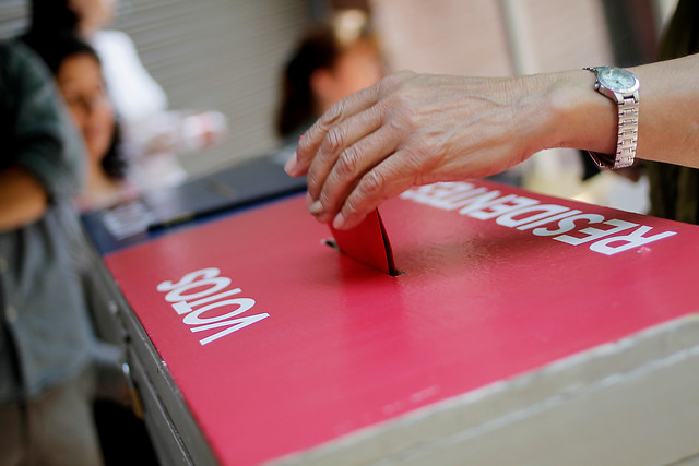 Diputado Melo (PS) y Cones proponen que la edad para votar se reduzca a los 16 años Diputado Melo (PS) y Cones proponen que la edad para votar se reduzca a los 16 años
