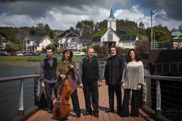 Concierto de agrupación Bordemar en Salón Azul Municipalidad de Puerto Varas, 4 de junio Concierto de agrupación Bordemar en Salón Azul Municipalidad de Puerto Varas, 4 de junio