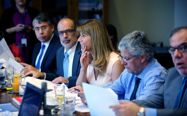 Comisión del Trabajo aprobó veto presidencial a la Reforma Laboral Comisión del Trabajo aprobó veto presidencial a la Reforma Laboral
