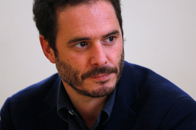 Jornada laboral: Evópoli defiende proyecto original del Gobierno y pide “no caer en populismos simplistas” Jornada laboral: Evópoli defiende proyecto original del Gobierno y pide
