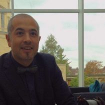 Científico chileno alcanza estatus de profesor en Oxford, la cuna de los mayores genios que ha conocido la humanidad