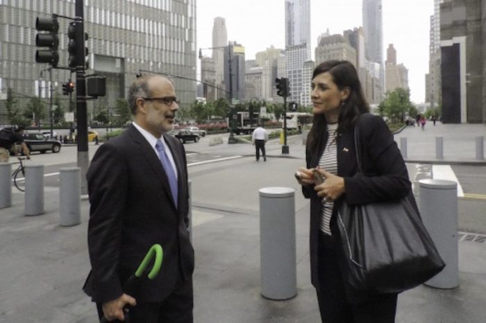 Valdés hace escala no anunciada en Nueva York para reunirse con inversionistas en reuniones agendas por Goldman Sachs y BNP Paribas