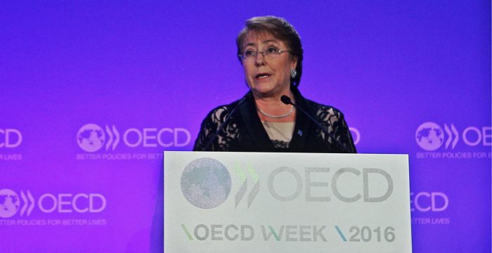 Bachelet furiosa y fuera de control político: preocupación oficialista por error de presentar querella contra Qué Pasa Bachelet furiosa y fuera de control político: preocupación oficialista por error de presentar querella contra Qué Pasa