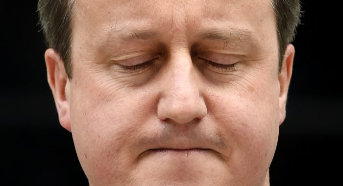 Felipe González: “David Cameron incendió la casa para salvar los muebles y se quedó sin casa y sin muebles” Felipe González: