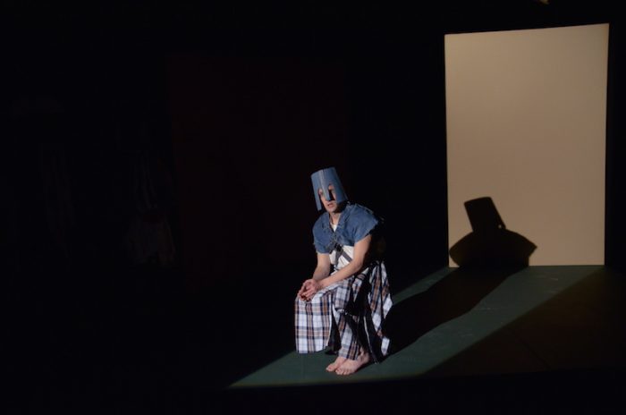Crítica de teatro: «Donde viven los Bárbaros», una dramaturgia inteligente Crítica de teatro: «Donde viven los Bárbaros», una dramaturgia inteligente