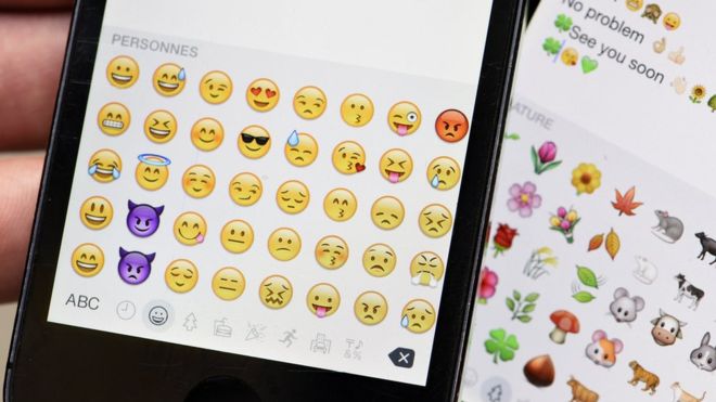 Estos son algunos de los nuevos ‘emojis’ que aparecerán en tu teléfono Estos son algunos de los nuevos 'emojis' que aparecerán en tu teléfono