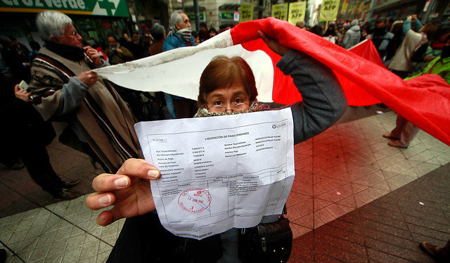 La marcha de los bastones La marcha de los bastones