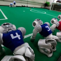 Selección Chilena de fútbol robótico de la U.de Chile se prepara para disputar el Mundial 2016 en Alemania
