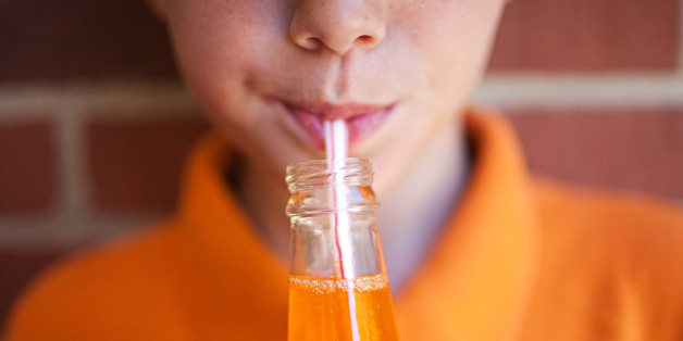 Bebidas gaseosas salen de las escuelas de Brasil para combatir la obesidad Bebidas gaseosas salen de las escuelas de Brasil para combatir la obesidad