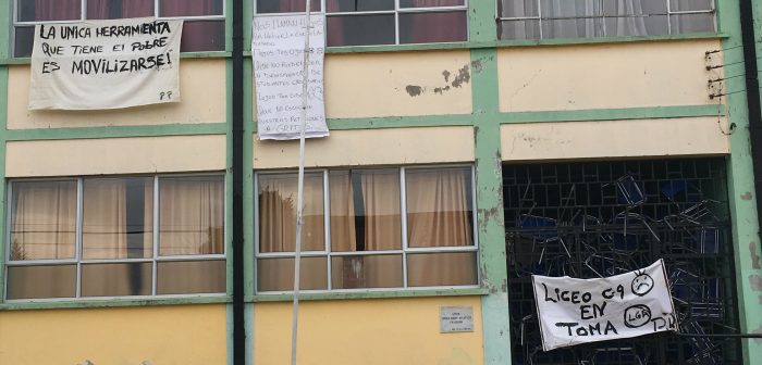 Estudiantes de Traiguén se tomaron el Liceo C-9 por demandas de infraestructura y una mejor educación Estudiantes de Traiguén se tomaron el Liceo C-9 por demandas de infraestructura y una mejor educación