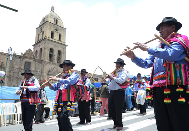 La Paz, un paseo por las nubes La Paz, un paseo por las nubes