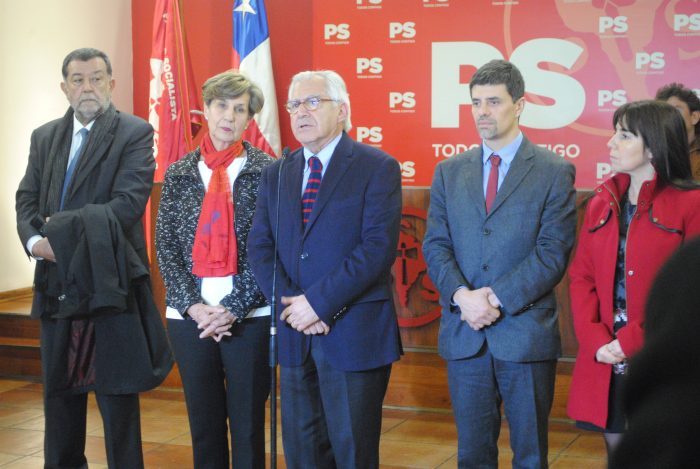 Ministro del Interior se reunió con comisión política del Partido Socialista Ministro del Interior se reunió con comisión política del Partido Socialista