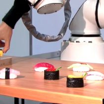 Robots de sushi y máquinas de pizza impulsan la automatización