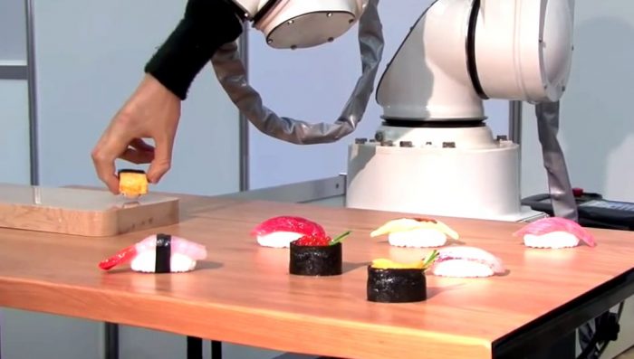 Robots de sushi y máquinas de pizza impulsan la automatización Robots de sushi y máquinas de pizza impulsan la automatización