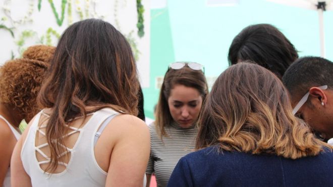 Cómo son las nuevas iglesias “hipster” que atraen a los jóvenes en EE.UU. Cómo son las nuevas iglesias