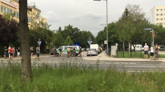 Varios muertos en un tiroteo en centro comercial de Múnich Varios muertos en un tiroteo en centro comercial de Múnich