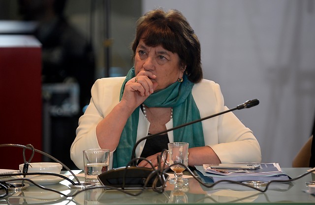 Mineduc responde a rectora Roxana Pey: “Arriesgaba la viabilidad futura del proyecto” Mineduc responde a rectora Roxana Pey: