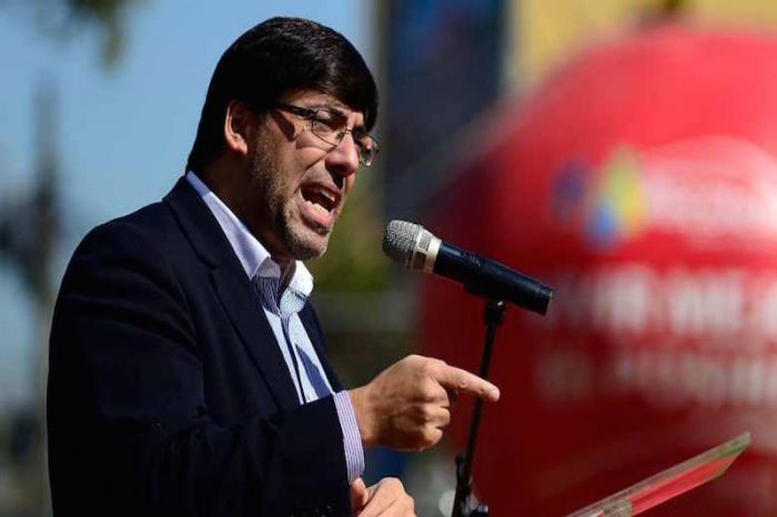 Alcalde comunista desata frenesí de fármacos económicos en Chile