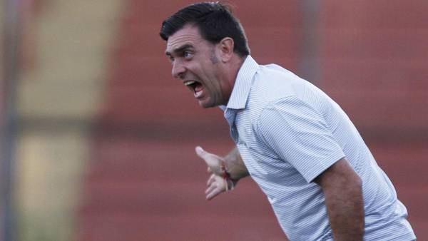 El argentino Pablo Guede es el nuevo director técnico de Colo Colo El argentino Pablo Guede es el nuevo director técnico de Colo Colo