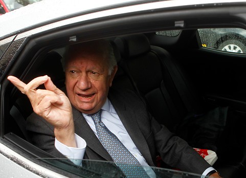 “¿Está en problemas la República, presidente?”, la pregunta que le hace La Tercera a Ricardo Lagos