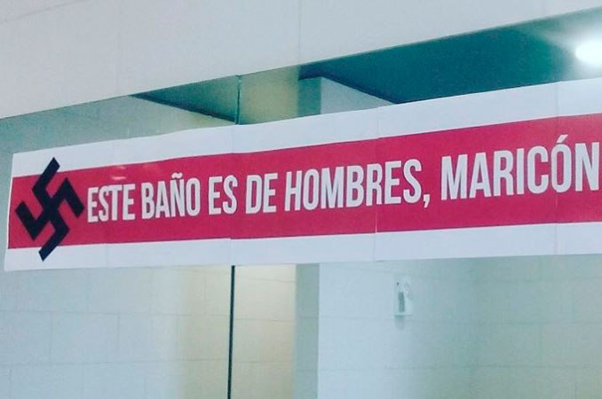 UNAB retira cartel neonazi y estudiantes aclaran que fue un trabajo aprobado en publicidad UNAB retira cartel neonazi y estudiantes aclaran que fue un trabajo aprobado en publicidad