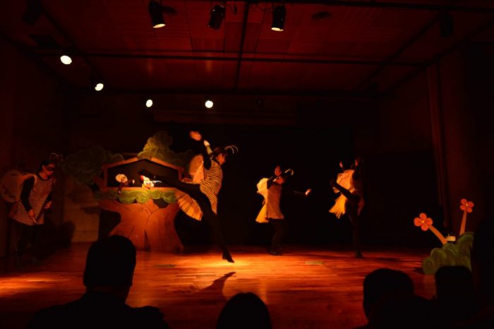 Teatro familiar: “La danza de las abejas” en Museo Violeta Parra, 23 de julio. Entrada liberada Teatro familiar: “La danza de las abejas” en Museo Violeta Parra, 23 de julio. Entrada liberada