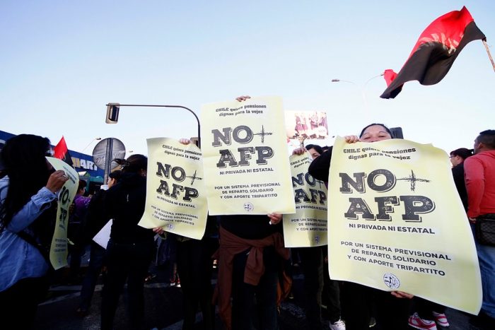 A quién sirve el negocio de las AFP A quién sirve el negocio de las AFP