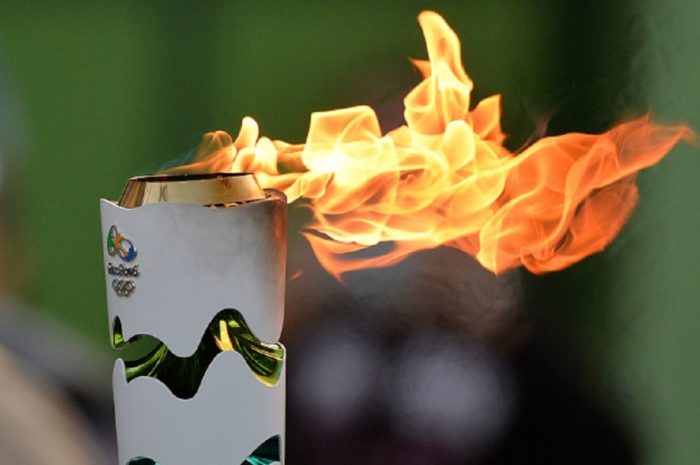 ¿Cómo va a llegar el fuego olímpico a Río si lograron apagar la antorcha en pleno relevo? ¿Cómo va a llegar el fuego olímpico a Río si lograron apagar la antorcha en pleno relevo?