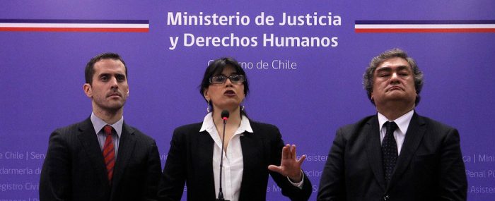 Blanco bajo presión por mostrar resultados: Anuncia despido de 123 personas en Gendarmería por licencias irregulares Blanco bajo presión por mostrar resultados: Anuncia despido de 123 personas en Gendarmería por licencias irregulares