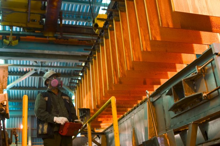 Cobre sufre caída y llega a los US$ 3,10 la libra en la Bolsa de Metales Cobre sufre caída y llega a los US$ 3,10 la libra en la Bolsa de Metales