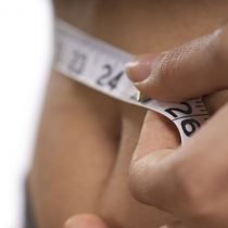 Ejercicio vs dieta: cuatro experimentos para saber cuál es la mejor manera de perder grasa abdominal