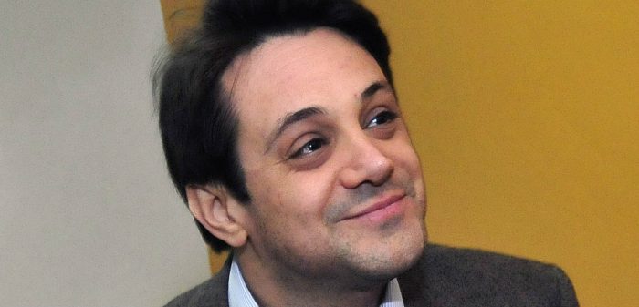 Diputado Rivas no tuvo cojones para enfrentar a Luksic “como cualquier ciudadano” Diputado Rivas no tuvo cojones para enfrentar a Luksic “como cualquier ciudadano”