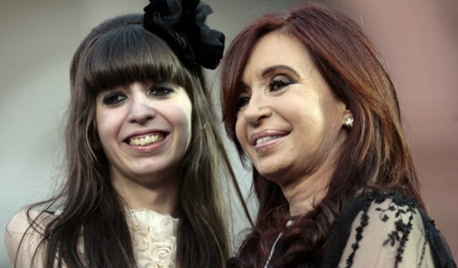Juez ordena embargar 5,7 millones de dólares a la hija de los Kirchner Juez ordena embargar 5,7 millones de dólares a la hija de los Kirchner
