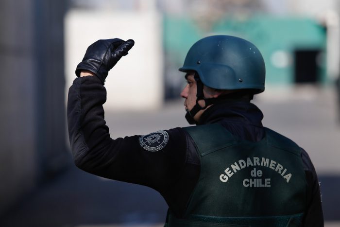 Gendarmes de Colina II se van a paro luego de motines y amenazas de muerte