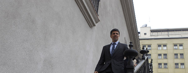 Ministro Díaz en clave Lagos: “Para enfrentar la crisis de confianza son necesarios cambios políticos estructurales” Ministro Díaz en clave Lagos: “Para enfrentar la crisis de confianza son necesarios cambios políticos estructurales”