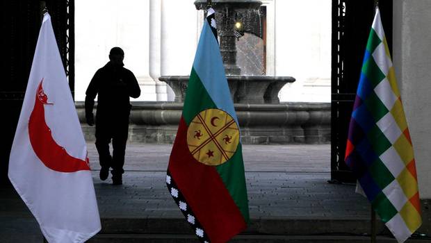 Diputados estudian la creación de Ministerio de Pueblos Indígenas Diputados estudian la creación de Ministerio de Pueblos Indígenas