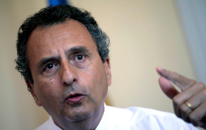 Fiscal de la Cancillería formula cargos contra ex embajador Patricio Hales pero excluiría el acoso sexual Fiscal de la Cancillería formula cargos contra ex embajador Patricio Hales pero excluiría el acoso sexual