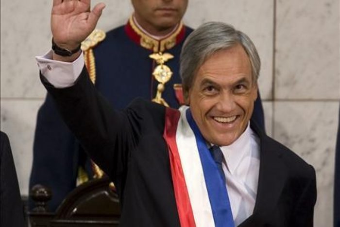 La Nueva Mayoría ¿tiró la toalla con Piñera? La Nueva Mayoría ¿tiró la toalla con Piñera?
