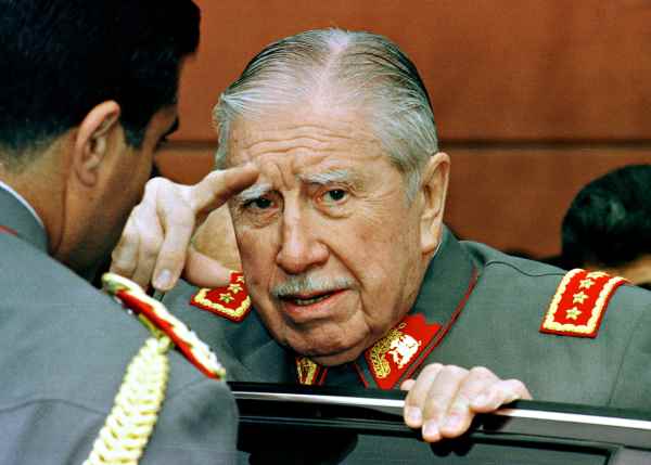 Israel estudia abrir archivos secretos sobre relaciones con Pinochet Israel estudia abrir archivos secretos sobre relaciones con Pinochet
