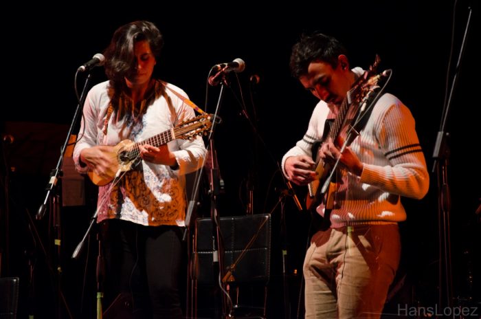 Cuarto encuentro de charango y otras hierbas en Teatro Municipal de San Joaquín, 29 y 30 de julio. Entrada liberada Cuarto encuentro de charango y otras hierbas en Teatro Municipal de San Joaquín, 29 y 30 de julio. Entrada liberada