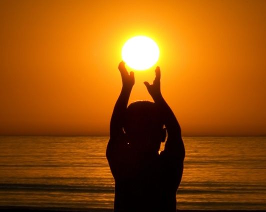 La luz solar, una terapia natural para la salud del sistema inmune y óseo La luz solar, una terapia natural para la salud del sistema inmune y óseo