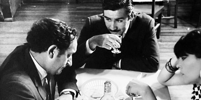 Con “Tres Tristes Tigres” restaurada comienza homenaje a Raúl Ruiz en la Cineteca Nacional Con “Tres Tristes Tigres” restaurada comienza homenaje a Raúl Ruiz en la Cineteca Nacional