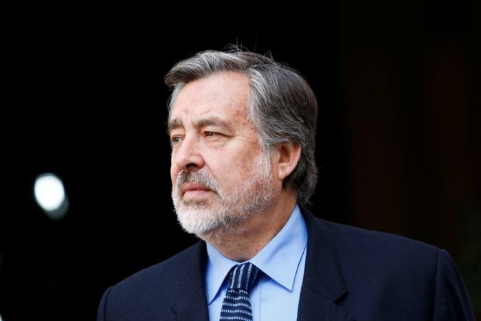 Idea del prófugo Rafael Garay para mejorar las pensiones fue propuesta este año por Guillier en el senado y AFP Habitat Idea del prófugo Rafael Garay para mejorar las pensiones fue propuesta este año por Guillier en el senado y AFP Habitat